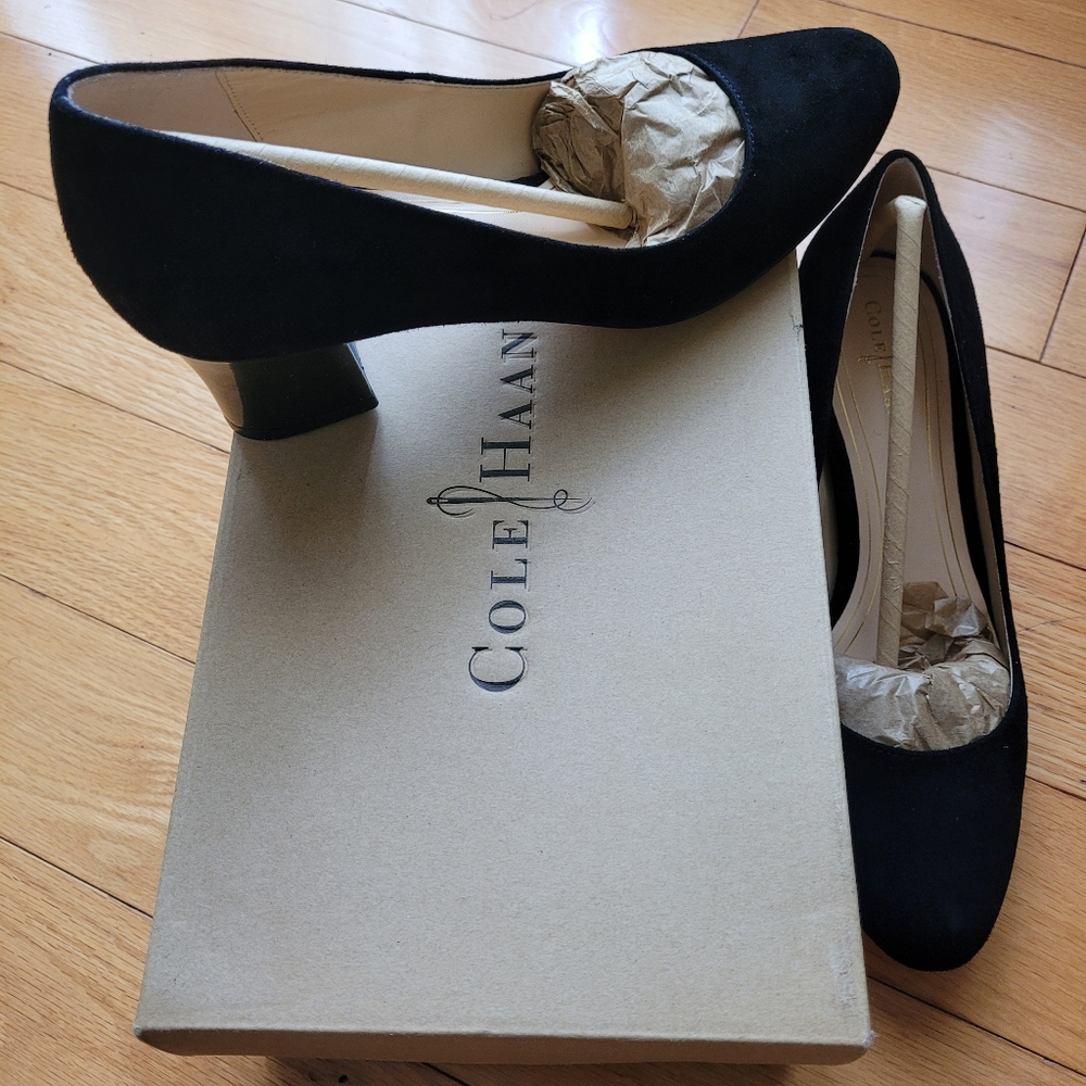 NWB Cole Haan black swede block heel pumps Size 7B New with box